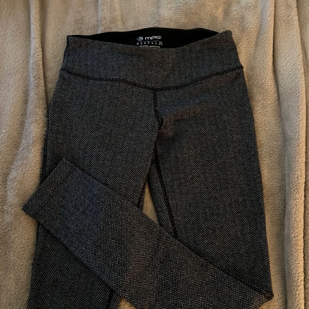 Ankle length workout pants.